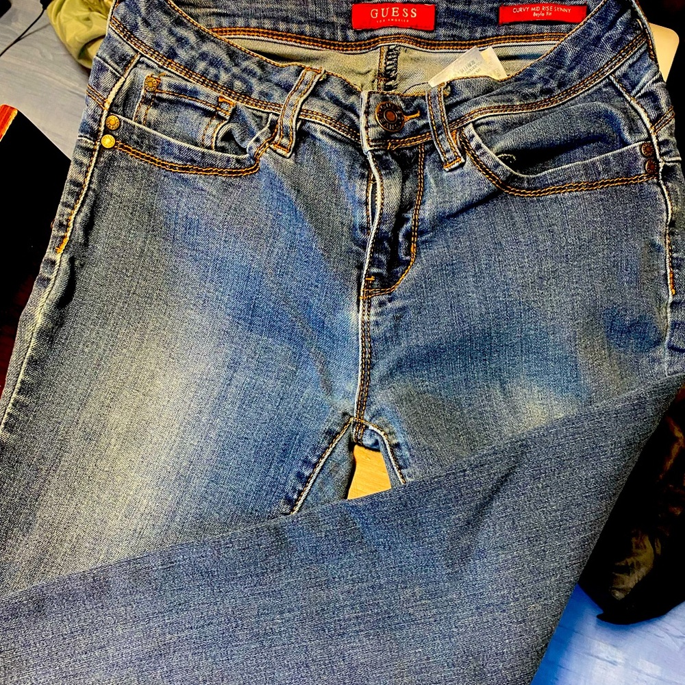 Guess jeans size 27 in good condition!!